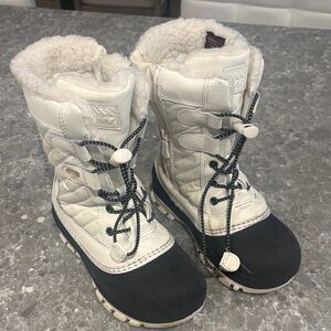 White and Black Kids Snow Boots